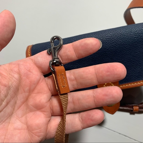 Dooney & Bourke CrossBody leather Purse navy - Picture 12 of 16